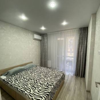 Сдается 1-комнатная квартира, 37 м²