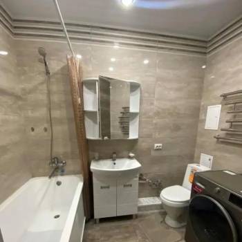 Продается 1-комнатная квартира, 34 м²