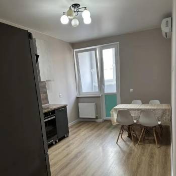 Сдается 2-х комнатная квартира, 61 м²