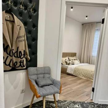 Продается 1-комнатная квартира, 36 м²