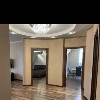 Сдается 2-х комнатная квартира, 74 м²