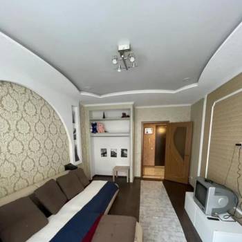 Сдается 1-комнатная квартира, 42 м²