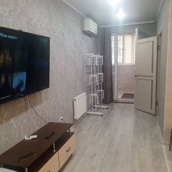 Сдается 1-комнатная квартира, 43 м²