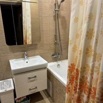 Сдается 1-комнатная квартира, 38,2 м²