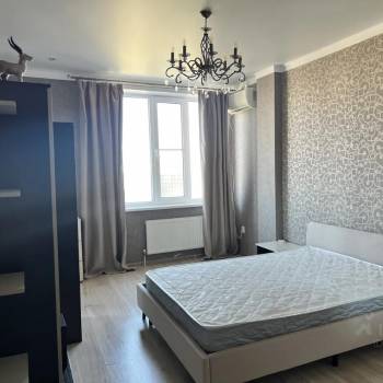 Сдается 1-комнатная квартира, 37,5 м²