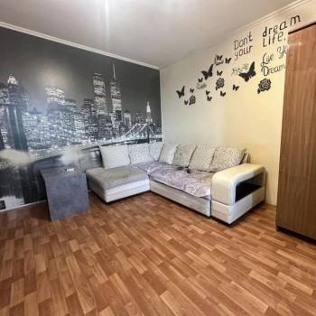 Сдается 1-комнатная квартира, 37,9 м²