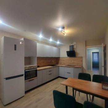 Сдается Многокомнатная квартира, 82 м²
