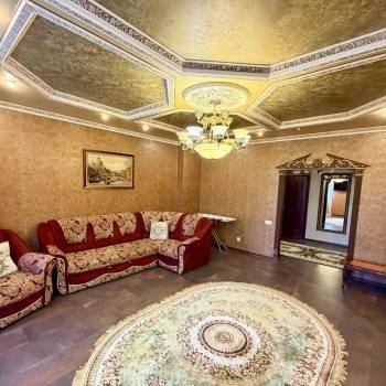 Сдается Многокомнатная квартира, 111 м²