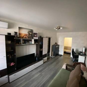 Продается 1-комнатная квартира, 41 м²
