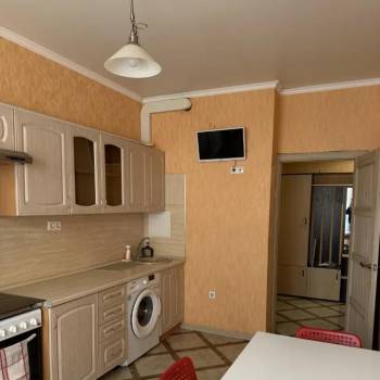 Сдается 1-комнатная квартира, 45 м²