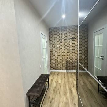 Продается 1-комнатная квартира, 40,4 м²