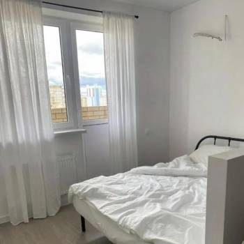 Сдается 1-комнатная квартира, 46 м²