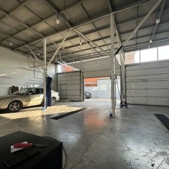 Сдается Нежилое помещение, 130 м²
