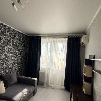 Сдается 1-комнатная квартира, 43 м²