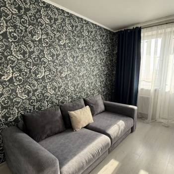 Сдается 1-комнатная квартира, 43 м²