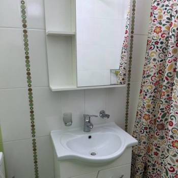 Продается 1-комнатная квартира, 48 м²