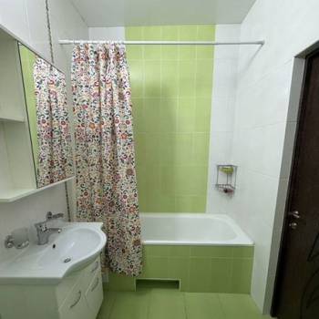 Продается 1-комнатная квартира, 48 м²