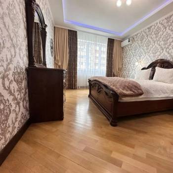 Продается 2-х комнатная квартира, 81,3 м²