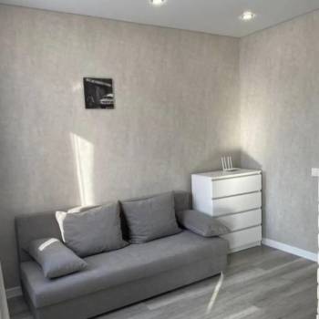 Продается 1-комнатная квартира, 27 м²