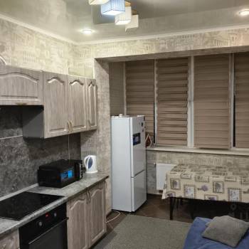Сдается 1-комнатная квартира, 42 м²