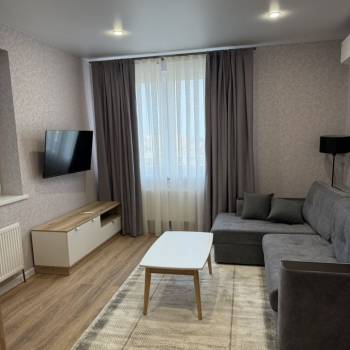 Сдается 2-х комнатная квартира, 64 м²