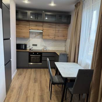 Сдается 2-х комнатная квартира, 64 м²