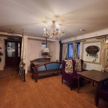 Сдается Нежилое помещение, 284 м²