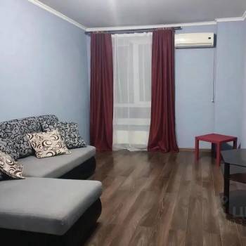 Продается 1-комнатная квартира, 42,9 м²