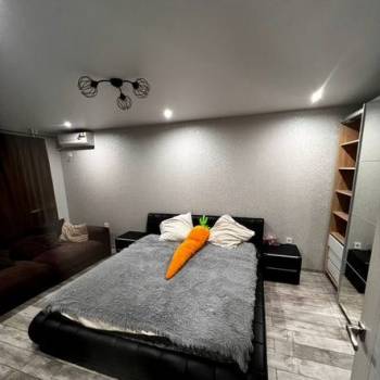 Продается 1-комнатная квартира, 38 м²