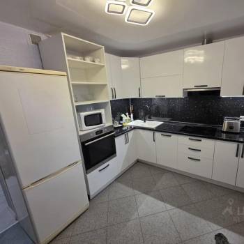 Сдается 1-комнатная квартира, 37,8 м²