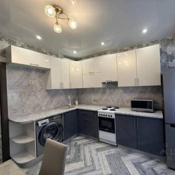Сдается 1-комнатная квартира, 50 м²