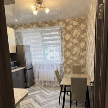 Сдается 1-комнатная квартира, 50 м²