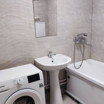 Сдается 2-х комнатная квартира, 58 м²