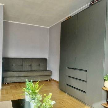 Продается 1-комнатная квартира, 35 м²