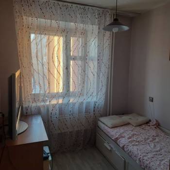 Продается Многокомнатная квартира, 106 м²