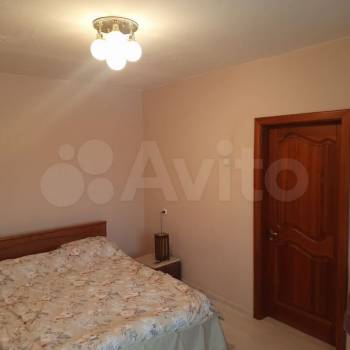 Продается Многокомнатная квартира, 106 м²