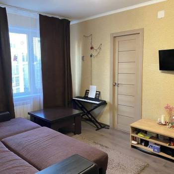 Продается 3-х комнатная квартира, 47,3 м²