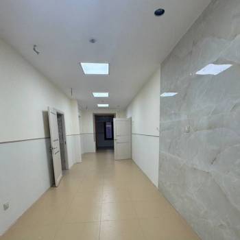 Сдается Нежилое помещение, 200 м²