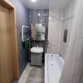 Сдается 1-комнатная квартира, 54 м²