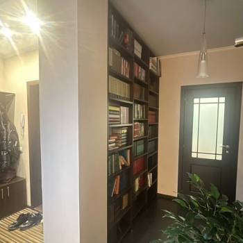 Продается Многокомнатная квартира, 92,5 м²