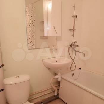 Продается 1-комнатная квартира, 43 м²