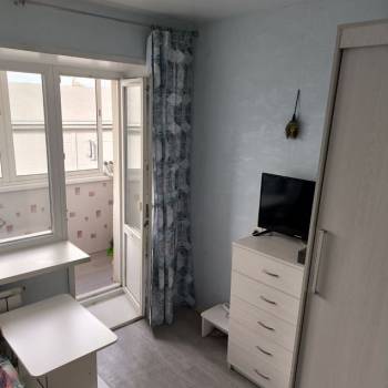 Продается 1-комнатная квартира, 18 м²