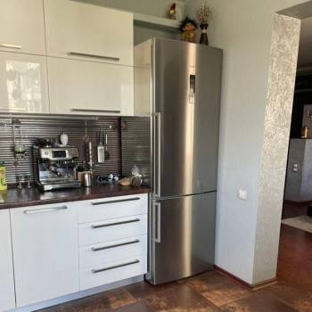 Продается Многокомнатная квартира, 84 м²