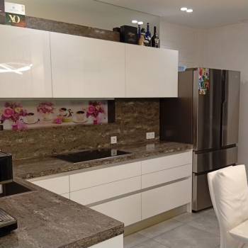 Продается 3-х комнатная квартира, 92 м²