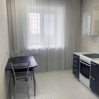 Сдается 1-комнатная квартира, 40,5 м²