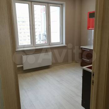 Продается 1-комнатная квартира, 39 м²