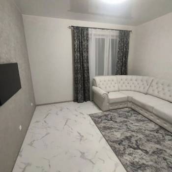 Сдается 2-х комнатная квартира, 60 м²