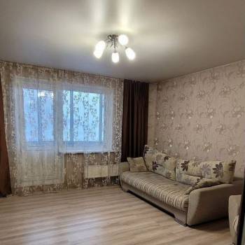 Сдается 1-комнатная квартира, 50 м²