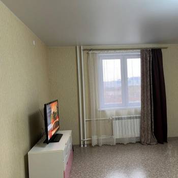 Сдается 1-комнатная квартира, 47 м²