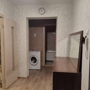 Сдается 1-комнатная квартира, 42 м²